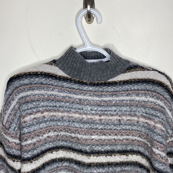 American Eagle plush knit striped mockneck sweater size XS - Picture 3 of 11